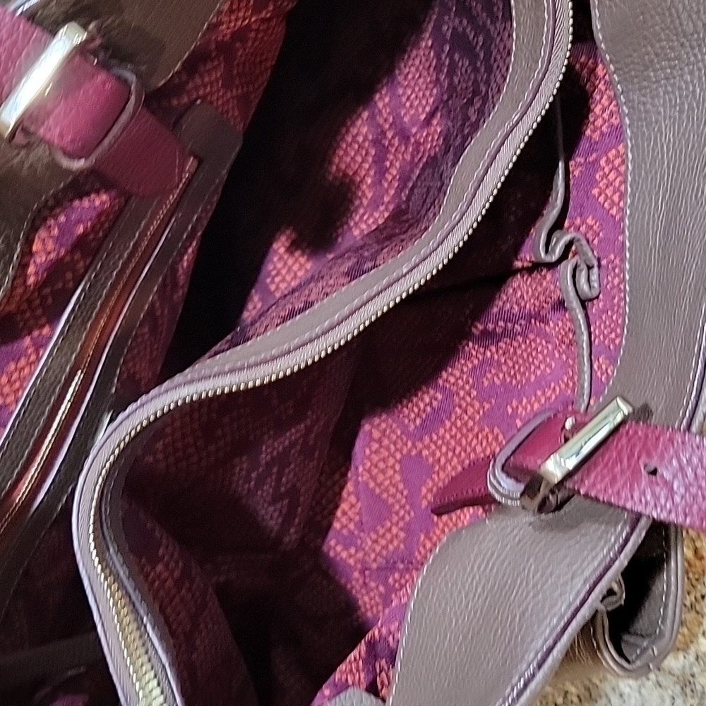 MCM Elegant Gray Leather Tote Bag MADE IN ITALY - Picture 7 of 13
